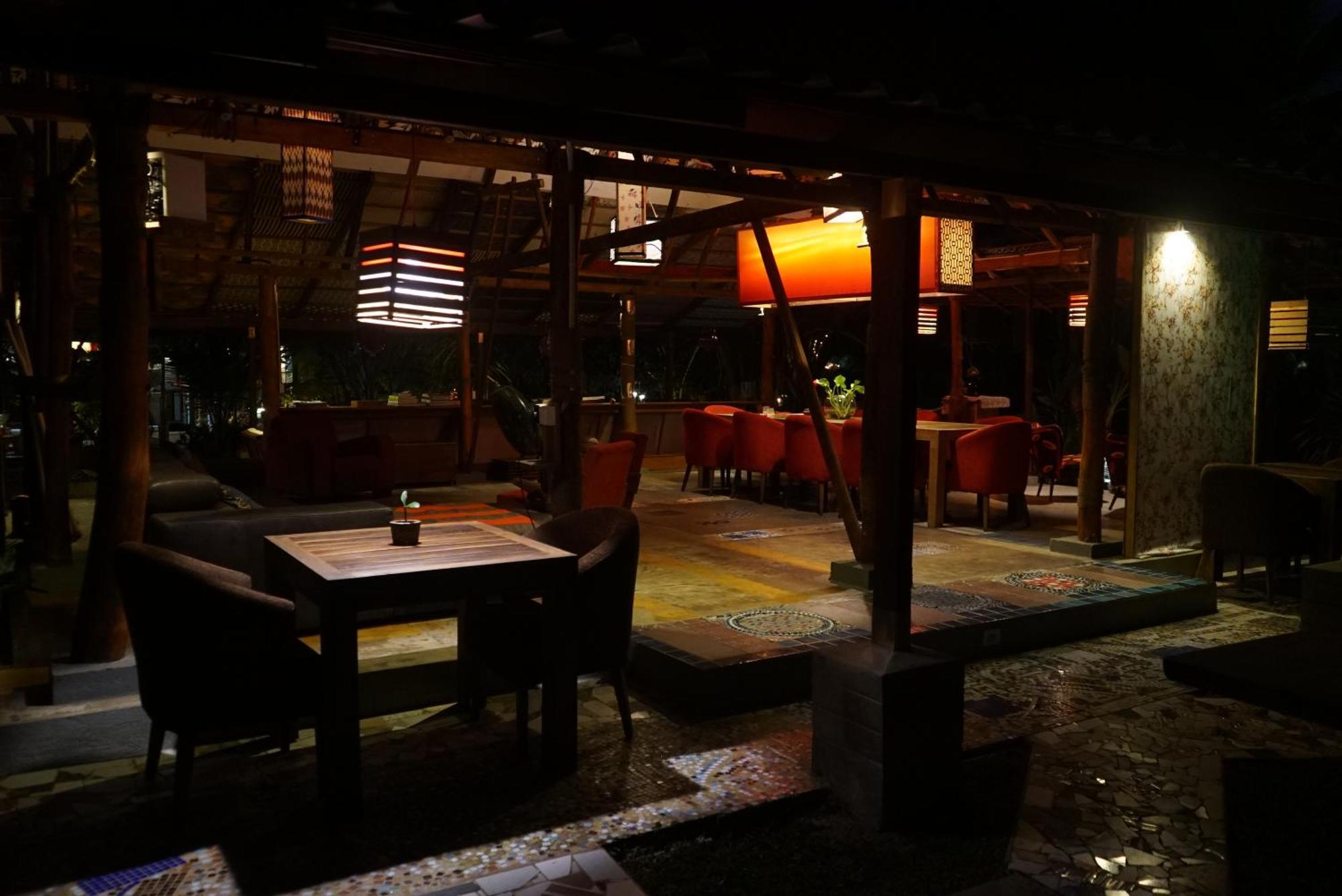 Red Coconut Villa Bentota Exterior foto